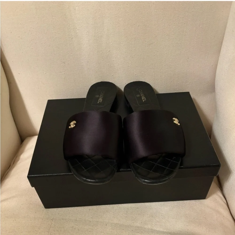 Chanel black sandals 8-9.5 - Picture 7 of 9